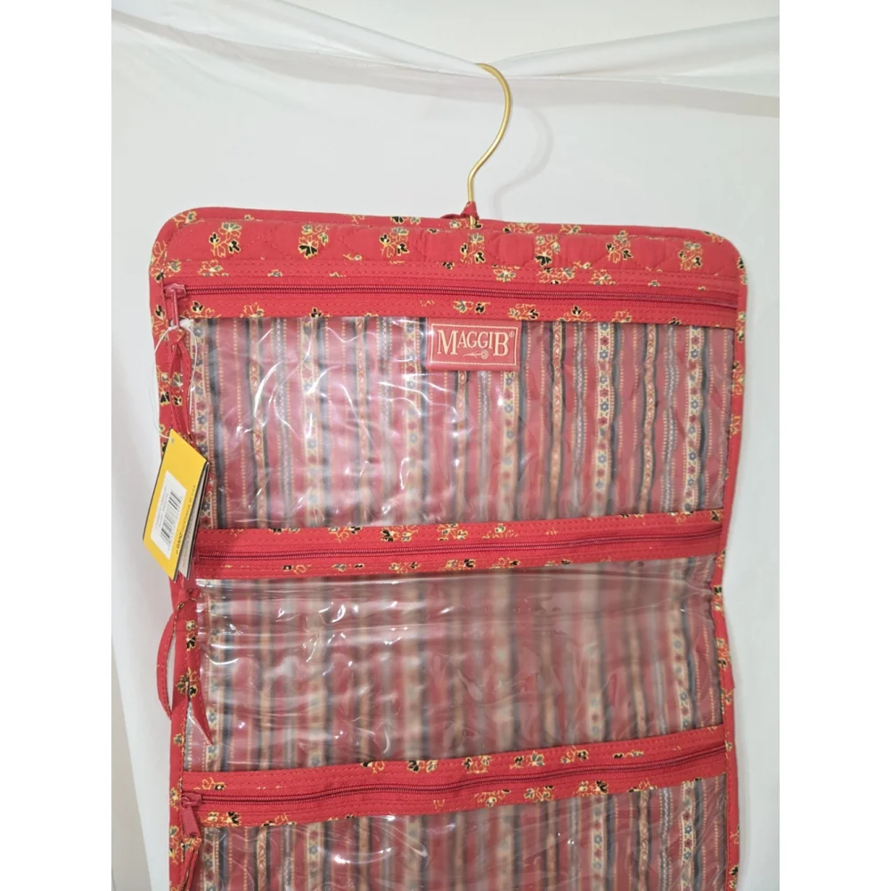 Vintage NWT MaggiB Hanging Travel Organizer Red Mosaic Quilted