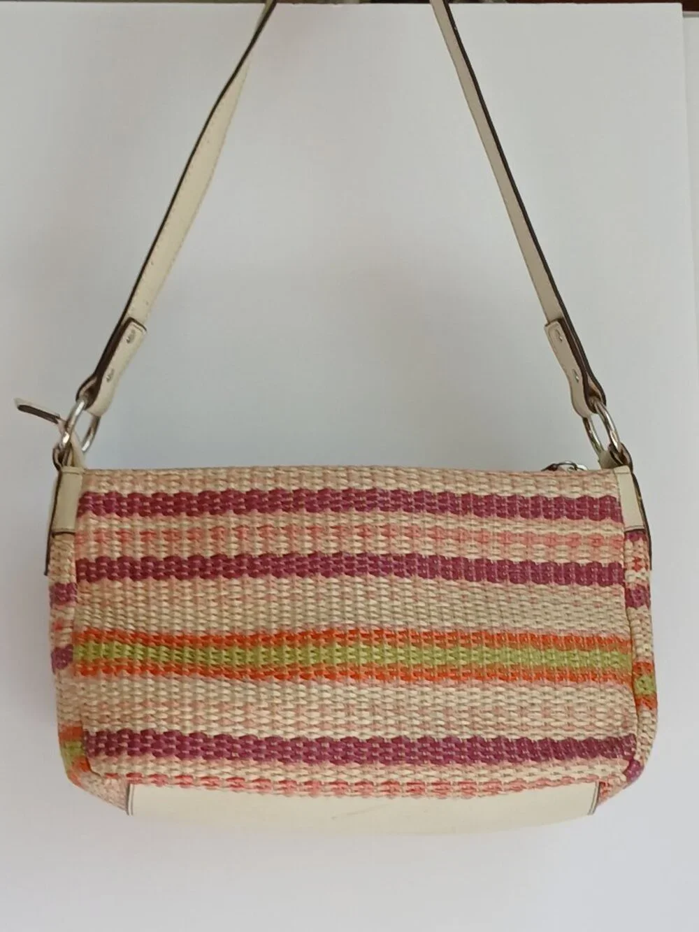 Vintage 90's Woven MulticolorJute & Ivory Trim 3 Section Interior Baguette Bag