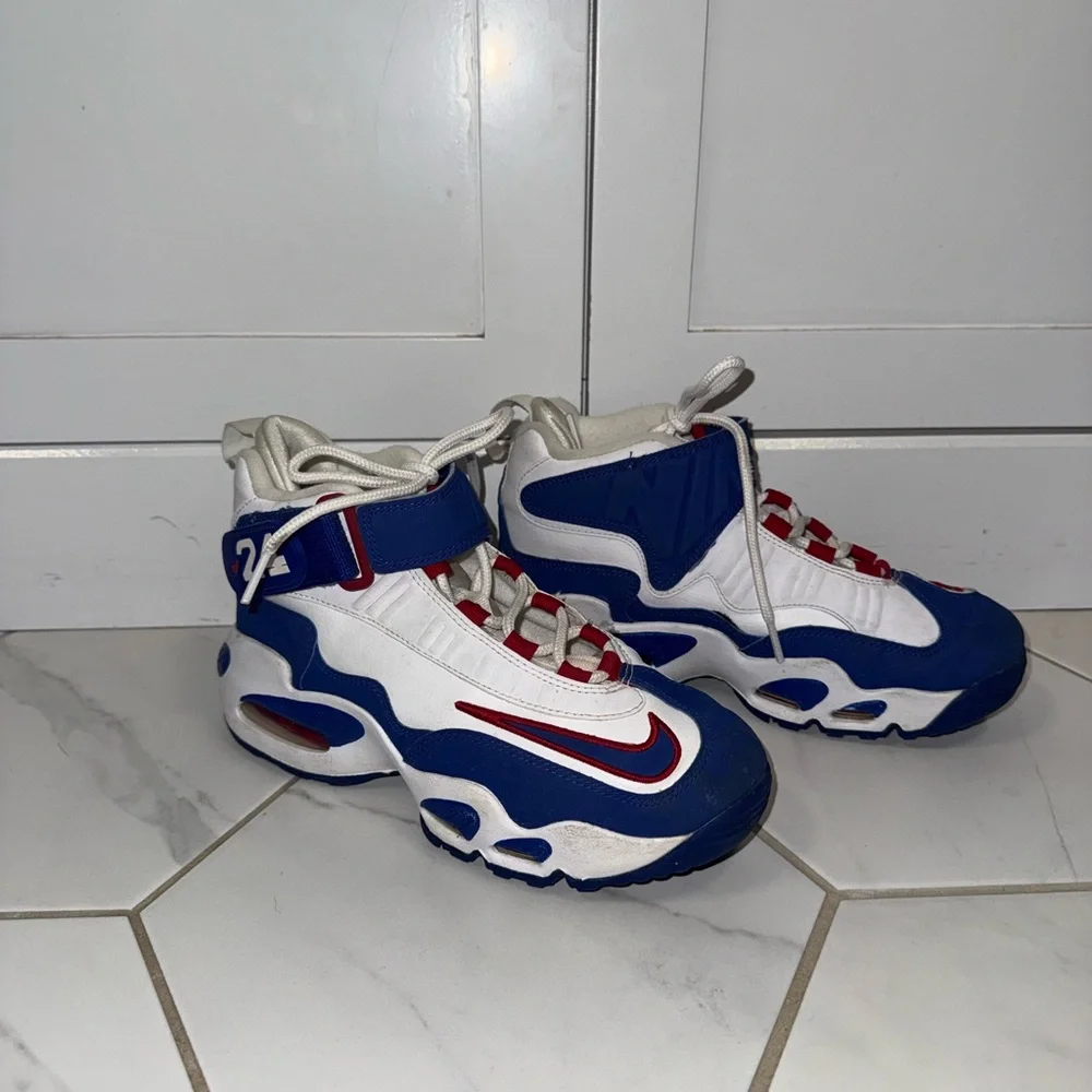 Nike good used
