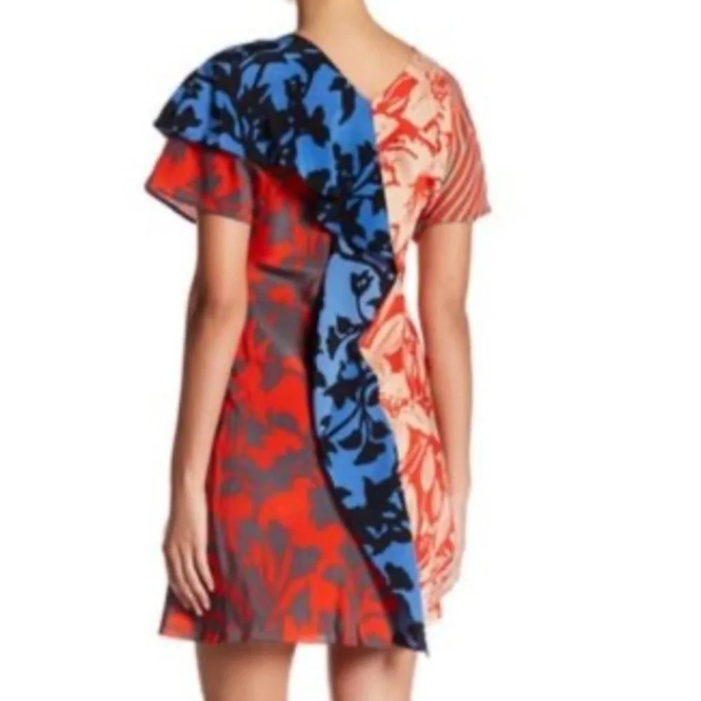 Diane Von Furstenberg excellent pre