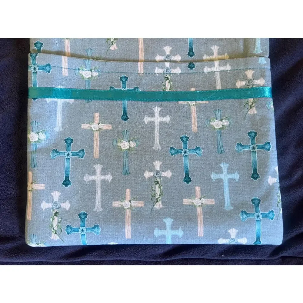 NWOT Bible Case, Front Pocket, Top Zipper, Corner Bookmark, Handmade Padded