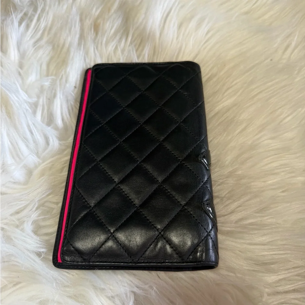CHANEL Black Quilted Patent Wallet - Certificate