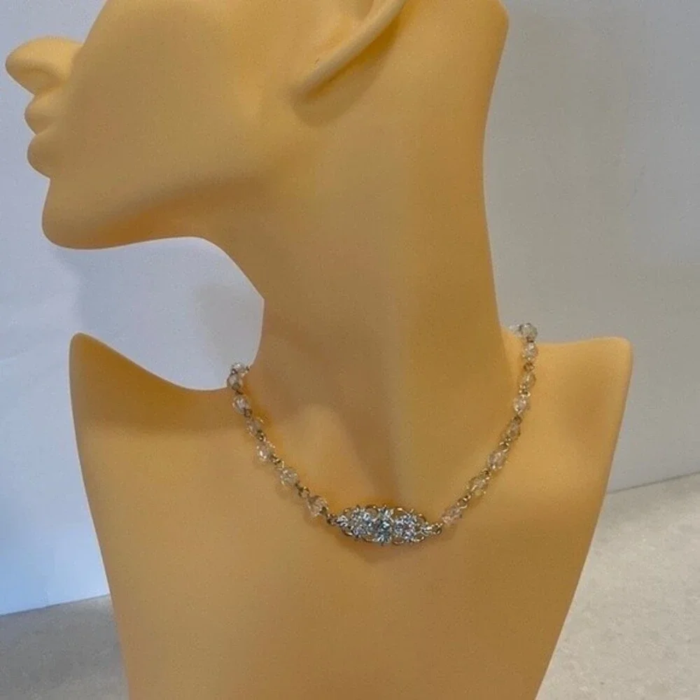 Choker Crystal Beads With Vintage Rhinestone Center Pendant Adjustable