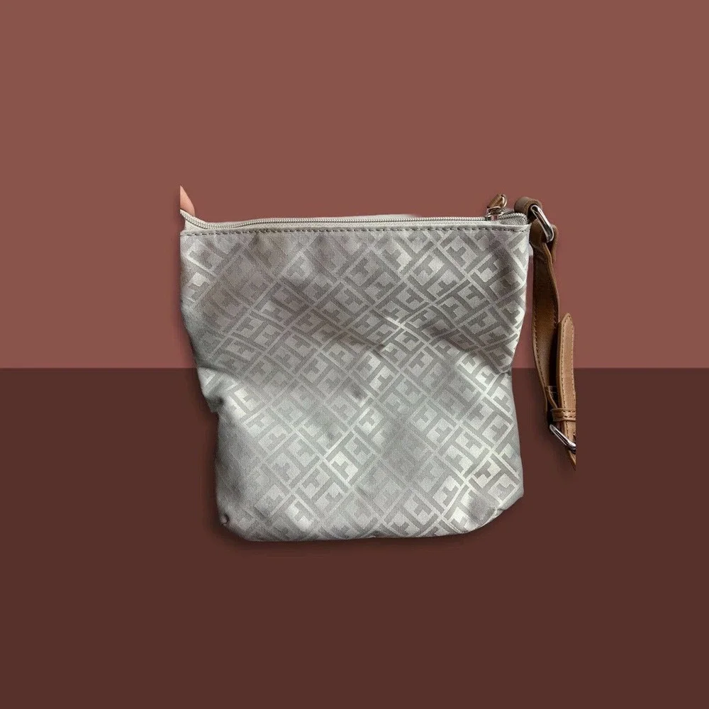 TOMMY‎ HILFIGER Gray Handbag Crossbody Purse