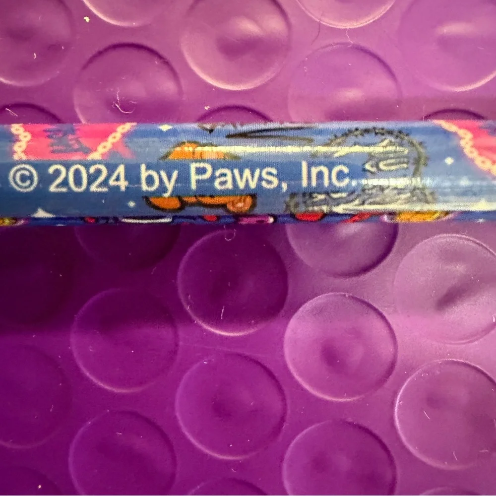 Paws colorful purple