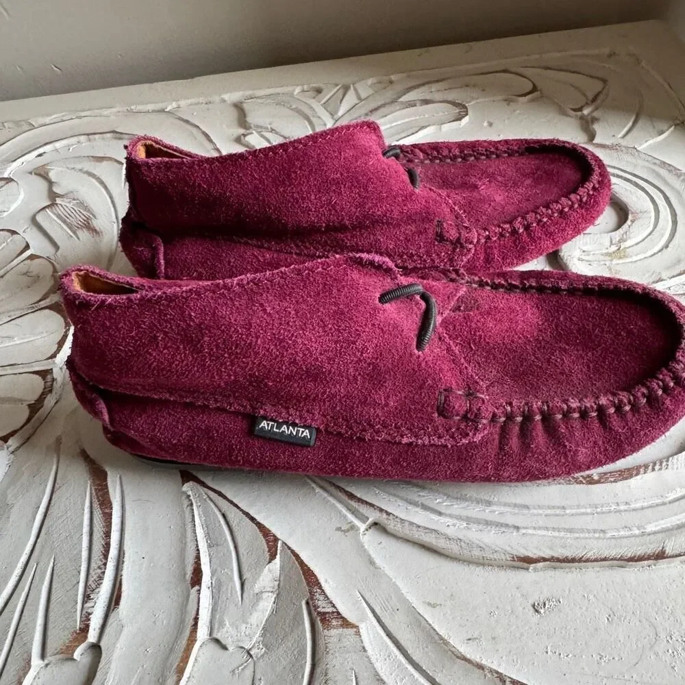 Atlanta Mocassin cranberry suede slip on size 13