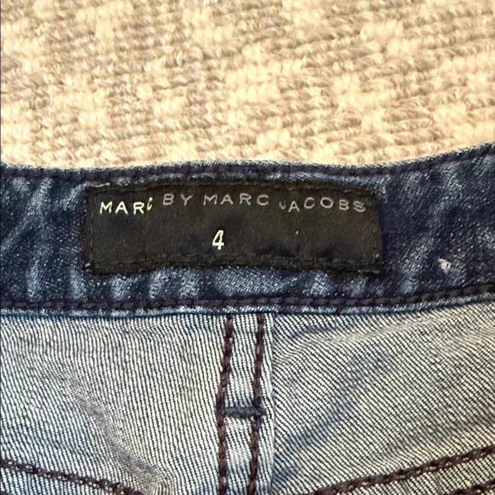 Marc Jacobs Dark Blue Denim Skirt - Women size 4