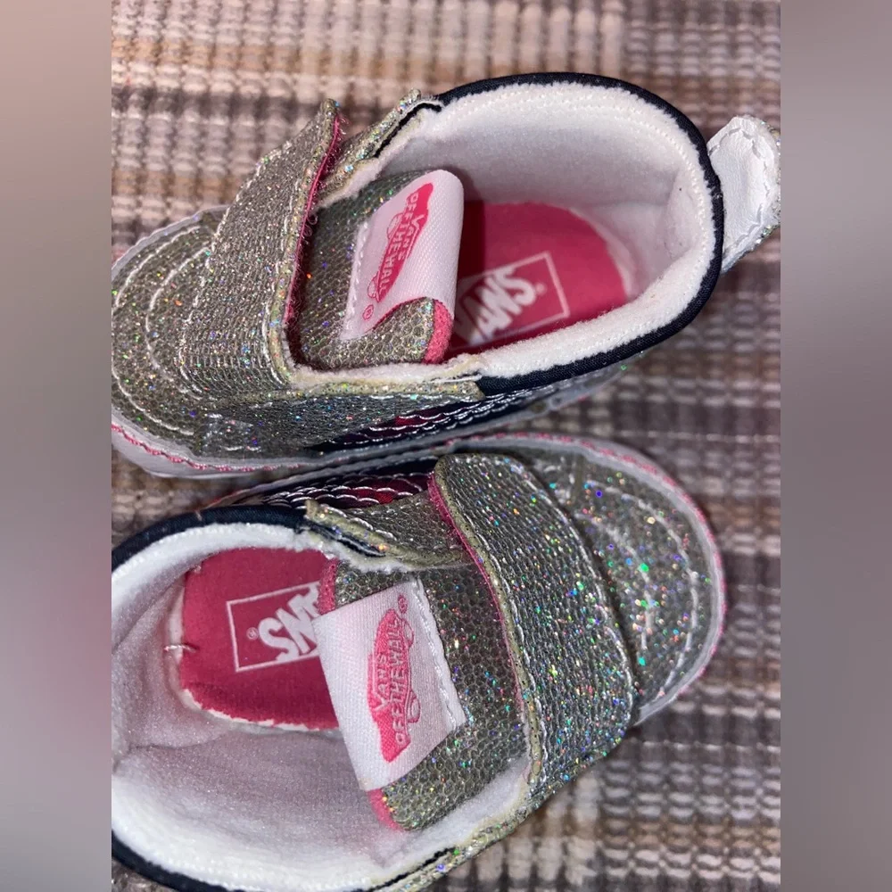 Vans~Off The Wall~Infant Girl Unicorn Silver Glitter Crib Shoes~SK8~Size 1~NWOT