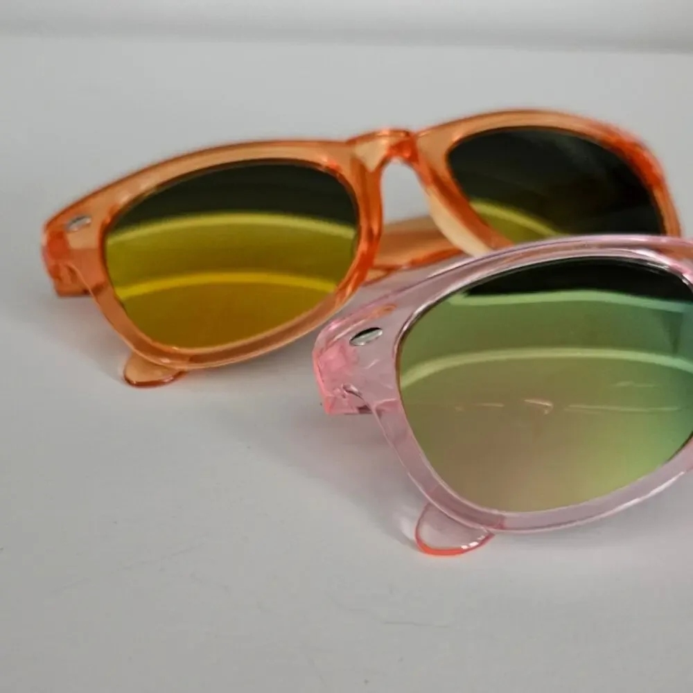 N/A kids sunglasses