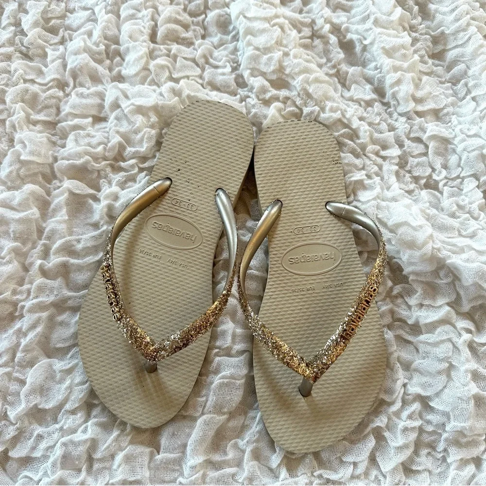Havaianas Slim Glitter Flip Flops Gold Youth 3/4 EU 35 36