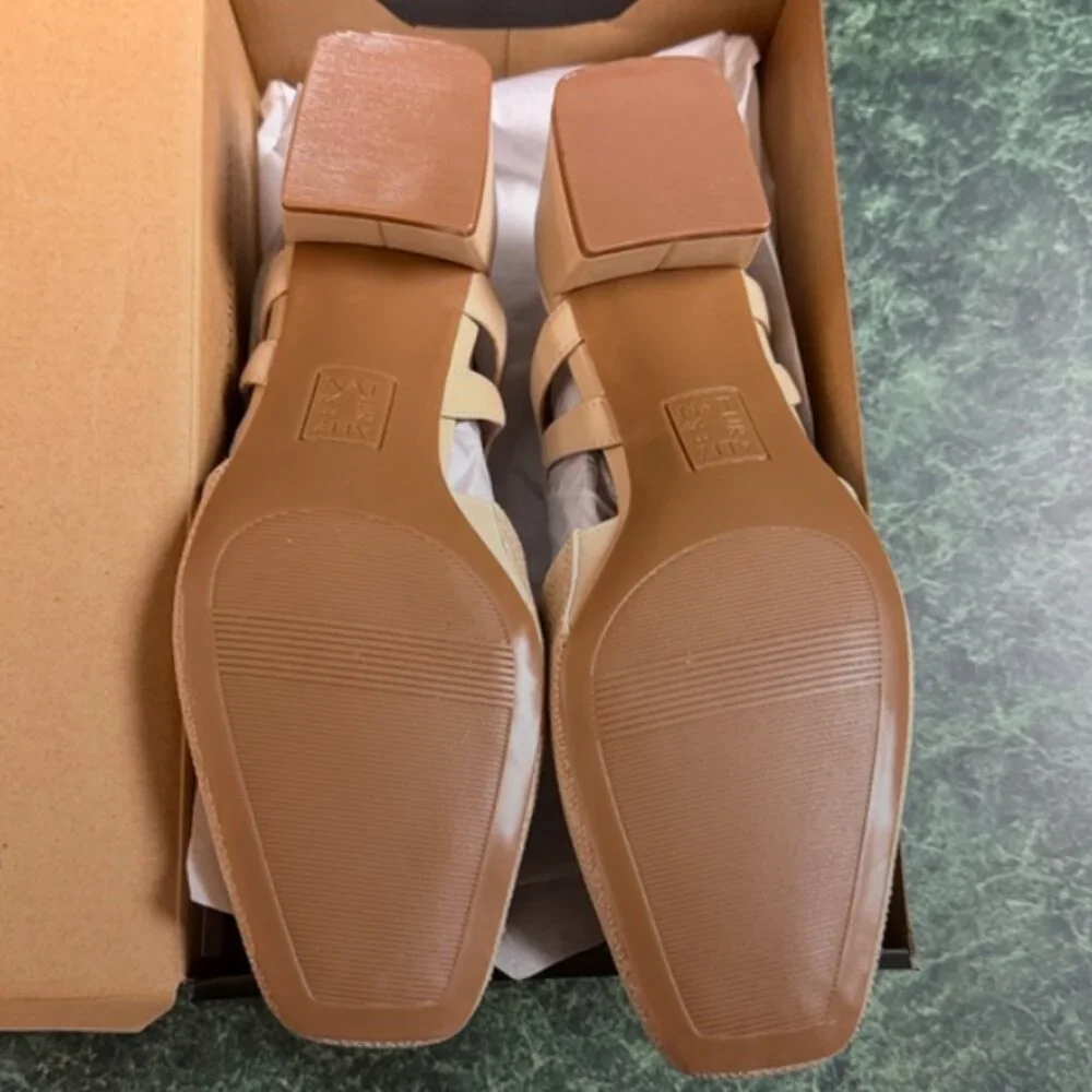 Naturalizer 1927 heel trendy