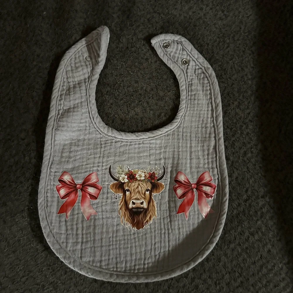 NEW Handcrafted Highland Cow with Bows Baby Bib- Gray