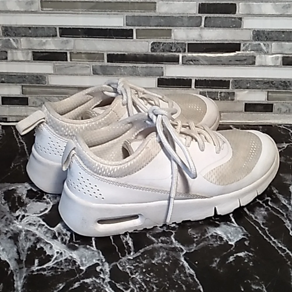 Nike good used