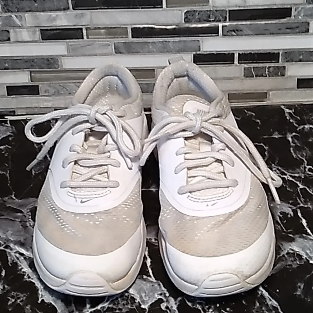 Nike good used