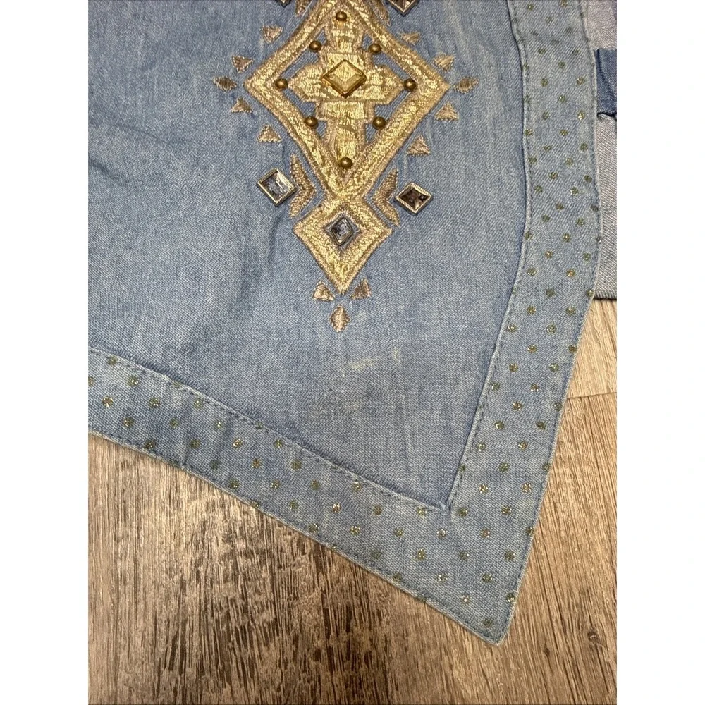 belt by