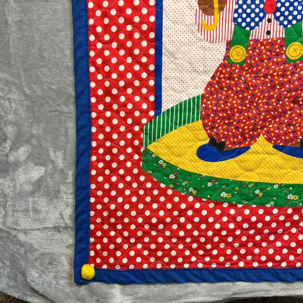 Unbranded vibrant blend retro
