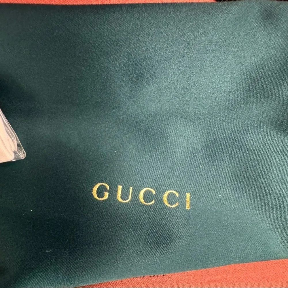 Gucci luxurious glasses
