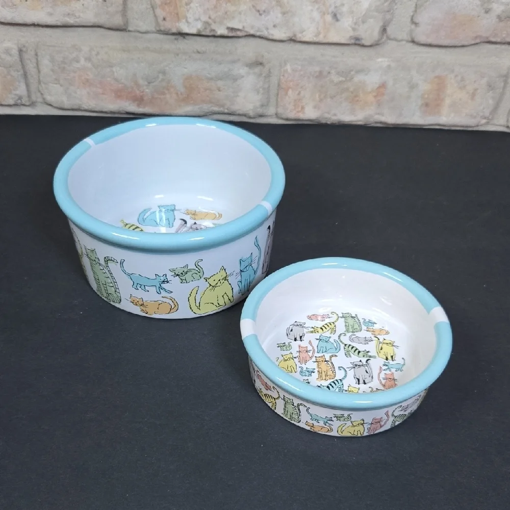 Stoneware ceramic cat