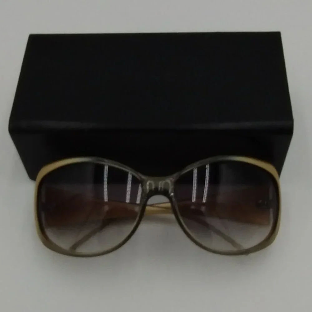 Givenchy sgv 722