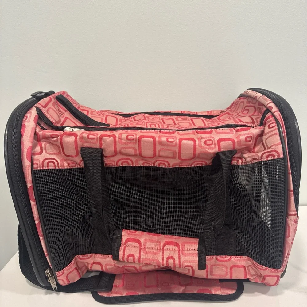 N/A breathable panels