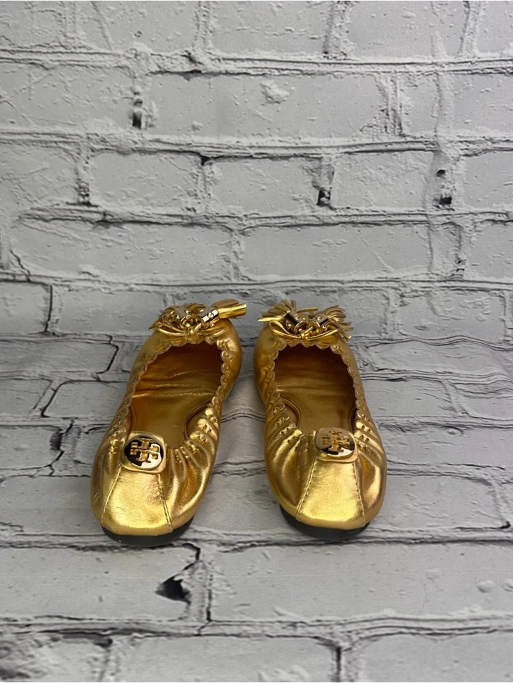 Tory Burch elegant gold