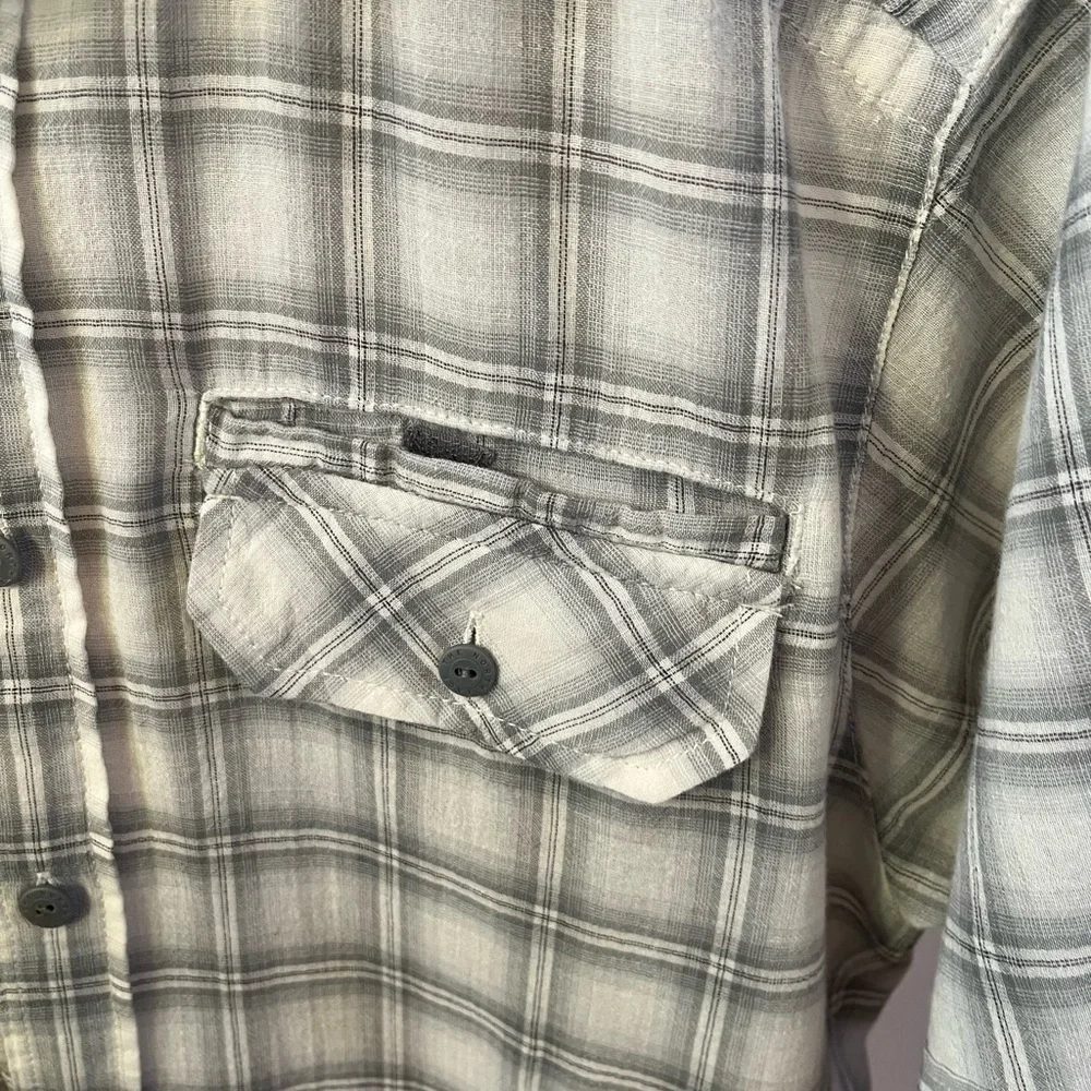 The North Face Plaid Cotton Lightweight Short Sleeve Button Up Farmhouse Hiking