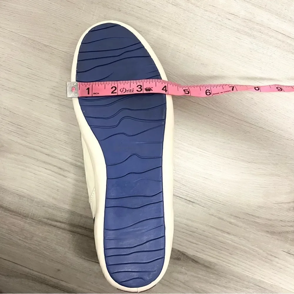Camper low cut sneakers sz 11. Genuine suede and leather Cream Gray Navy Blue