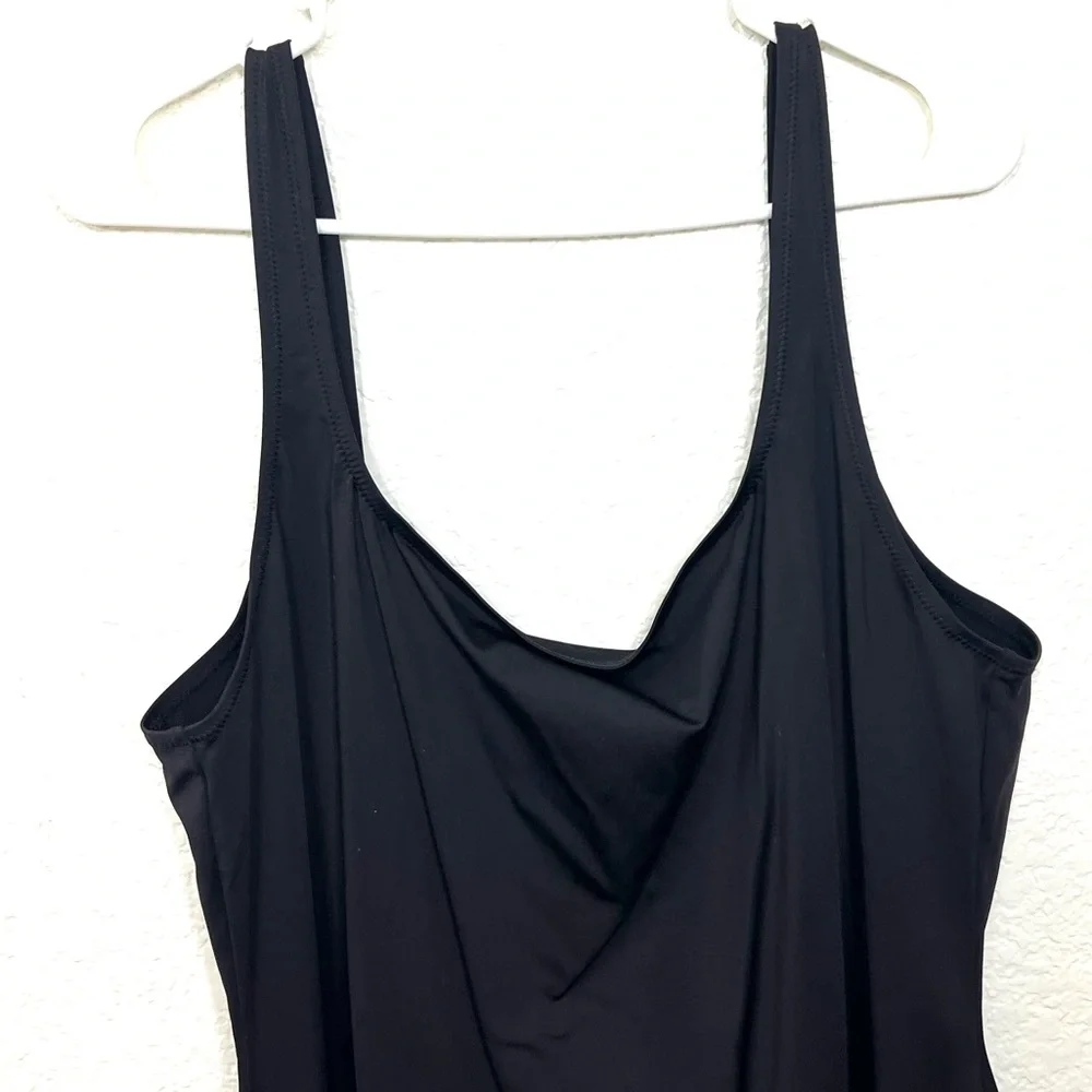 SKIMS swim tank