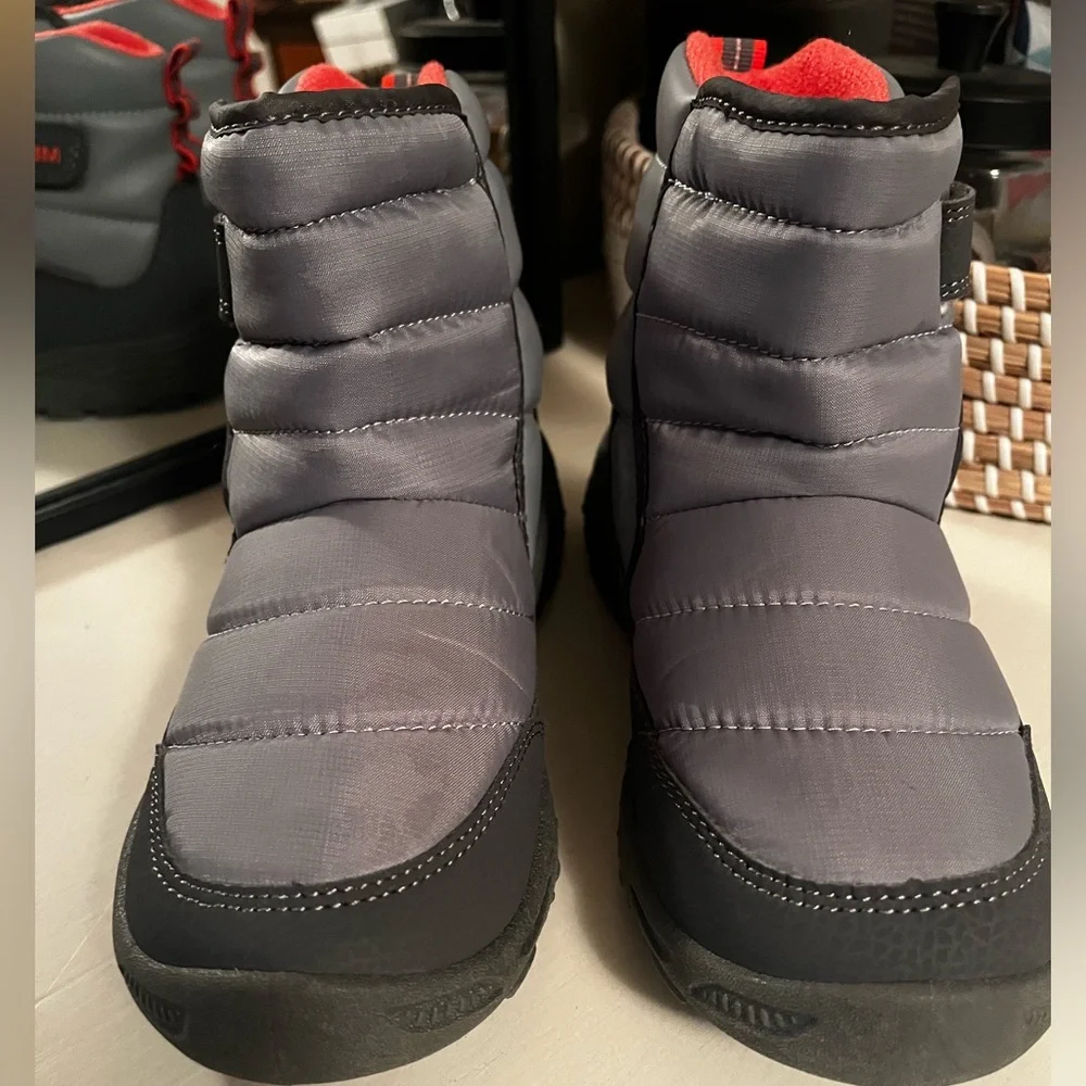 Merrell durable snow