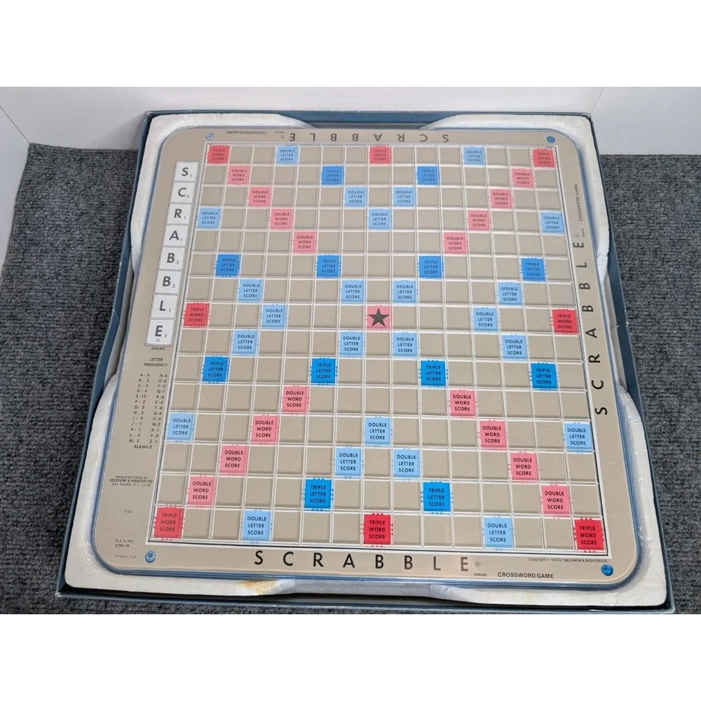 Vintage 1977 Scrabble Deluxe Edition Game Rotating Turntable 100% Complete