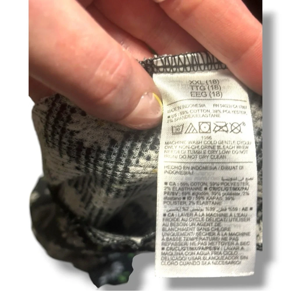 Old Navy sleeve everyday neckline