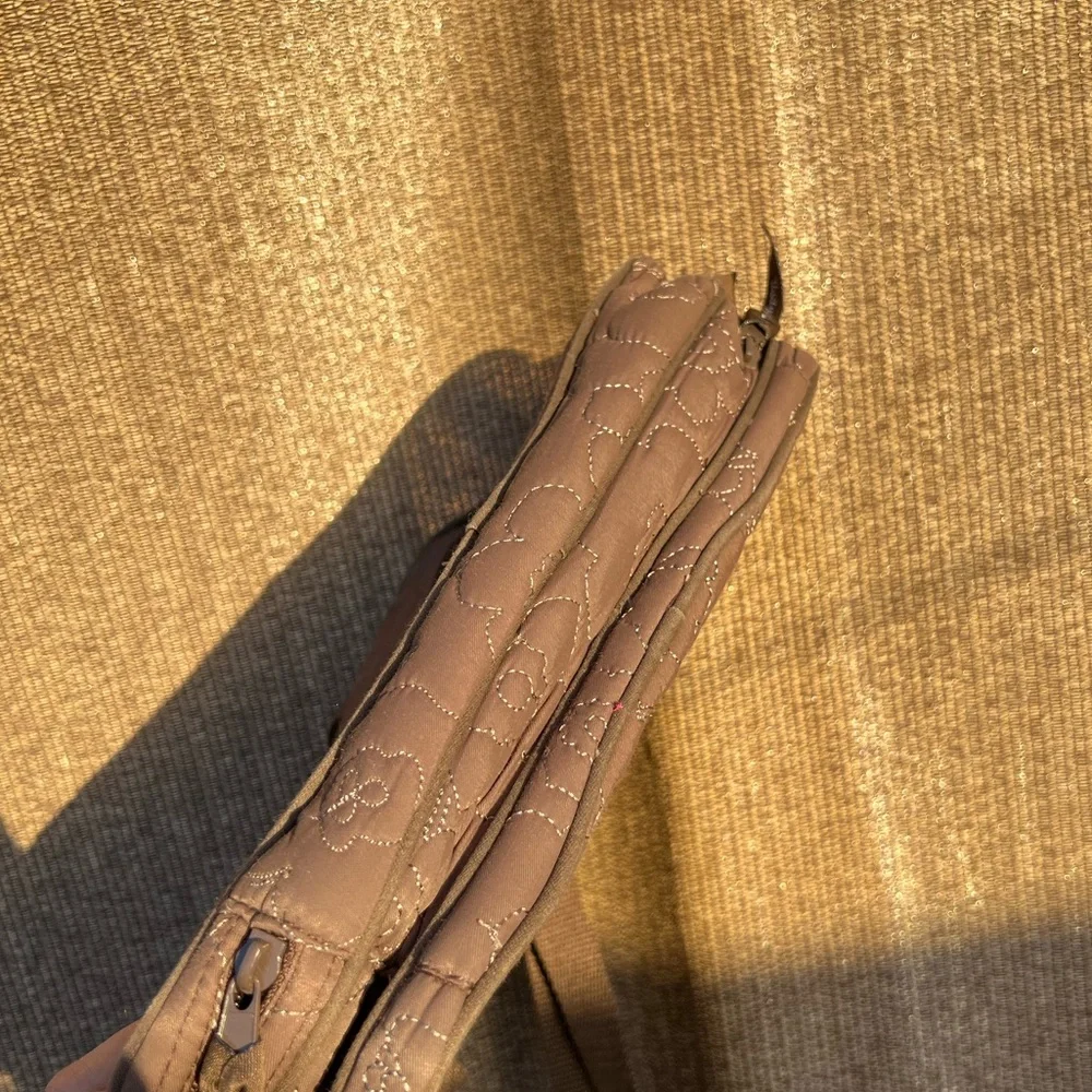 THIRTY ONE Brown Quilted Poppy Double Zip Cosmetic Bag Organizer Travel Handbag