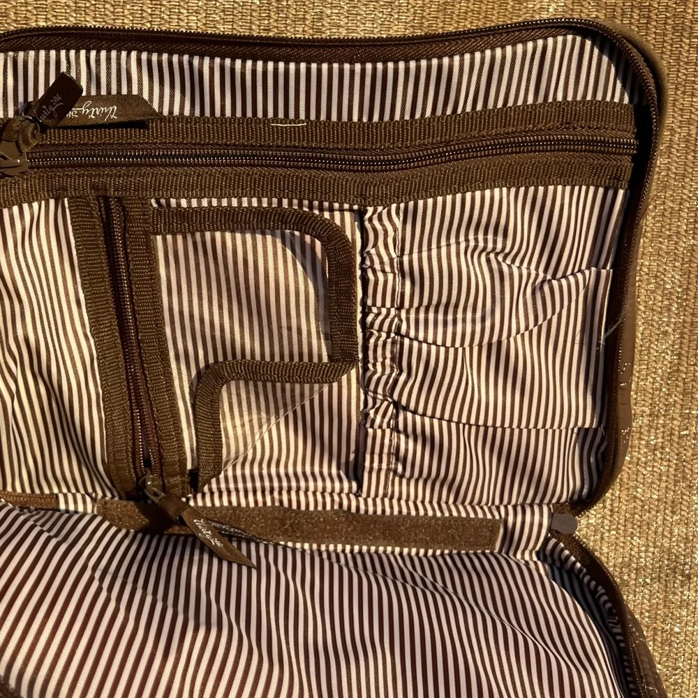 THIRTY ONE Brown Quilted Poppy Double Zip Cosmetic Bag Organizer Travel Handbag