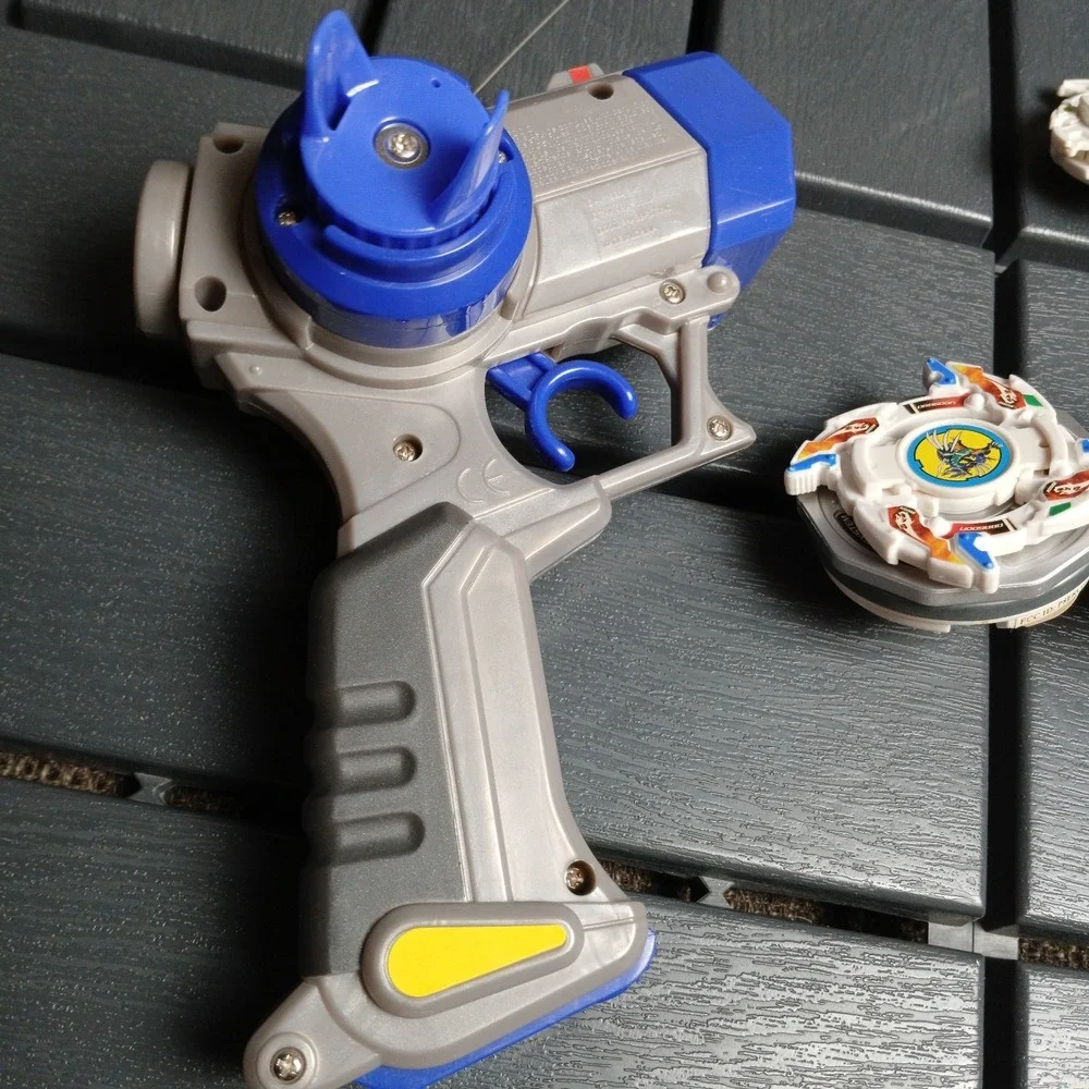 Takara vtg white