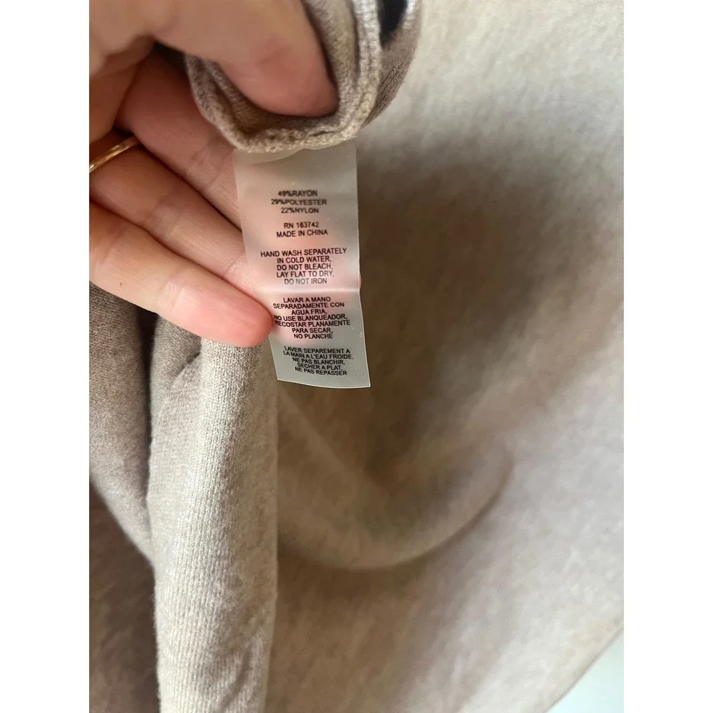 Aaeda knit top