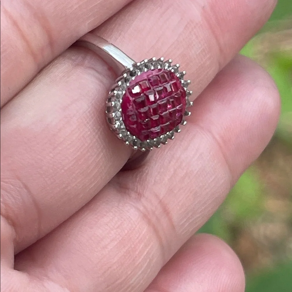 unbranded eye catching