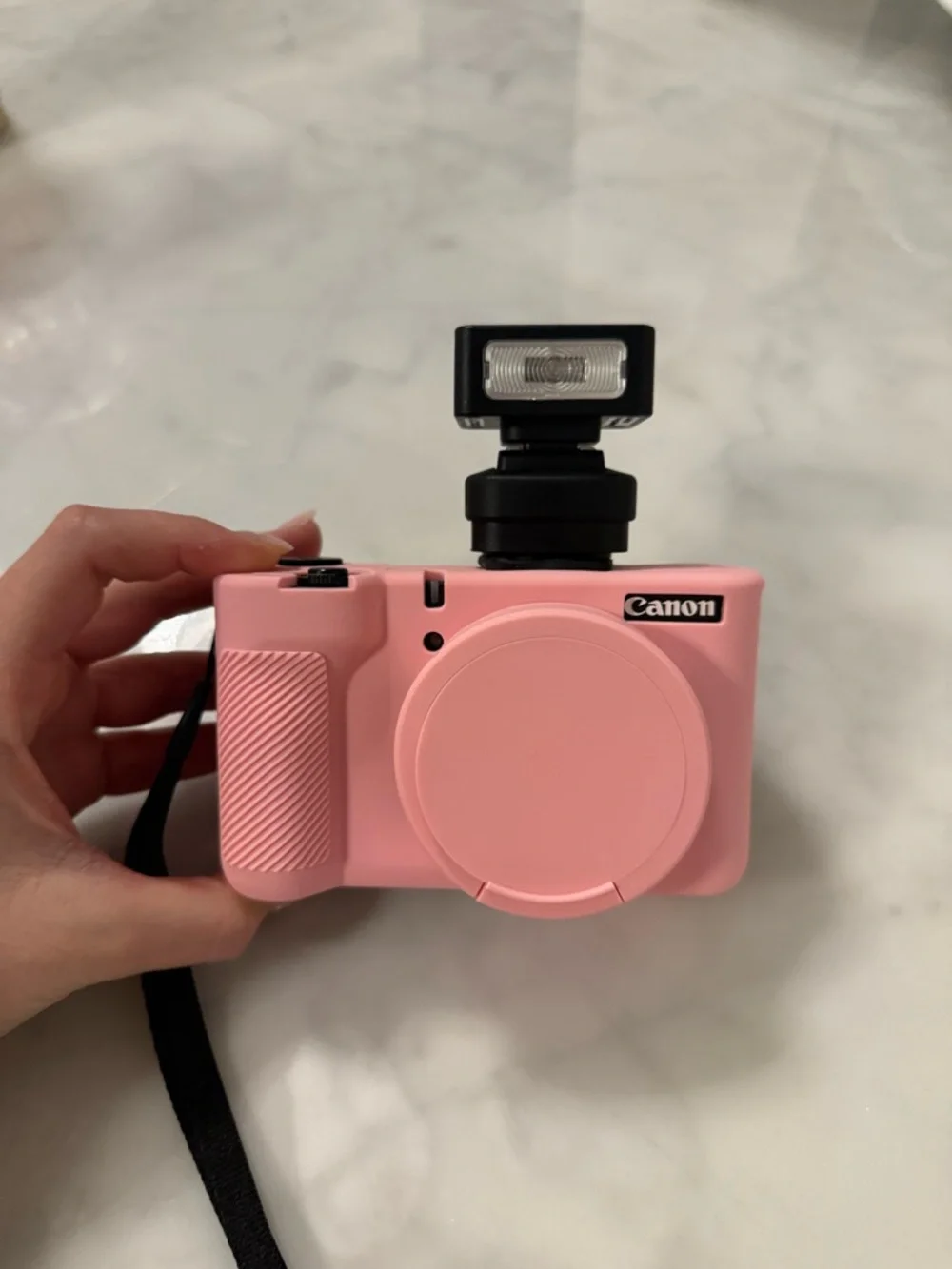 Canon Powershot V1