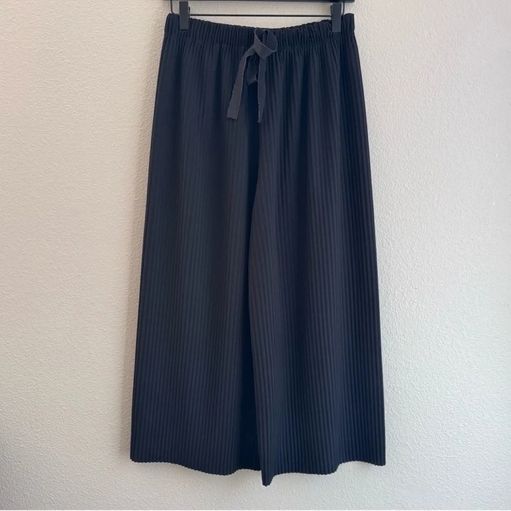 Stylish Black Women's Trousers Size L