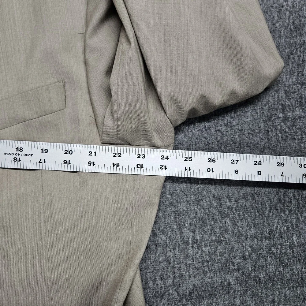 Joseph Abboud good as