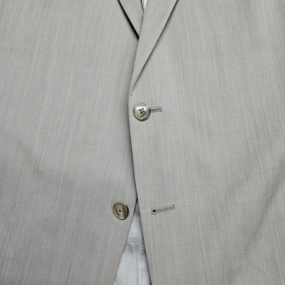 Joseph Abboud good as