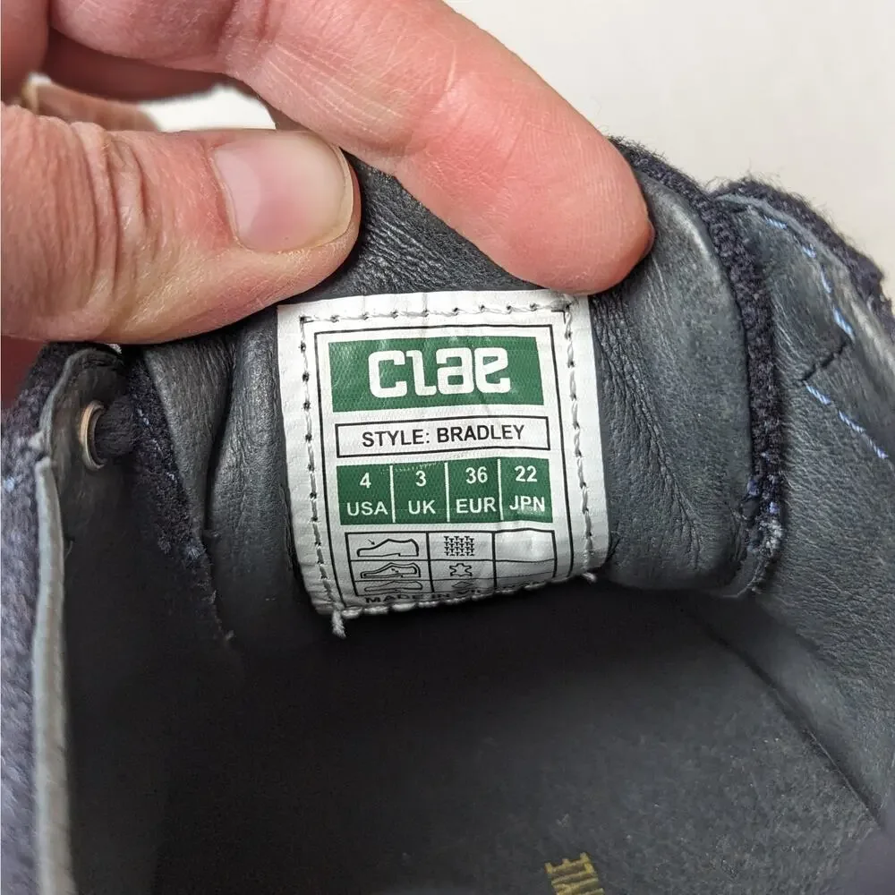Clae nwt bradley