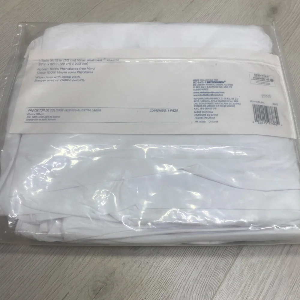 White Vinyl Mattress Protector - Twin XL