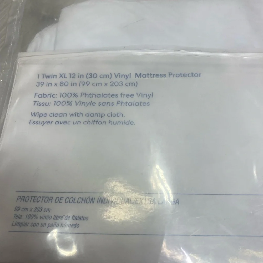 White Vinyl Mattress Protector - Twin XL