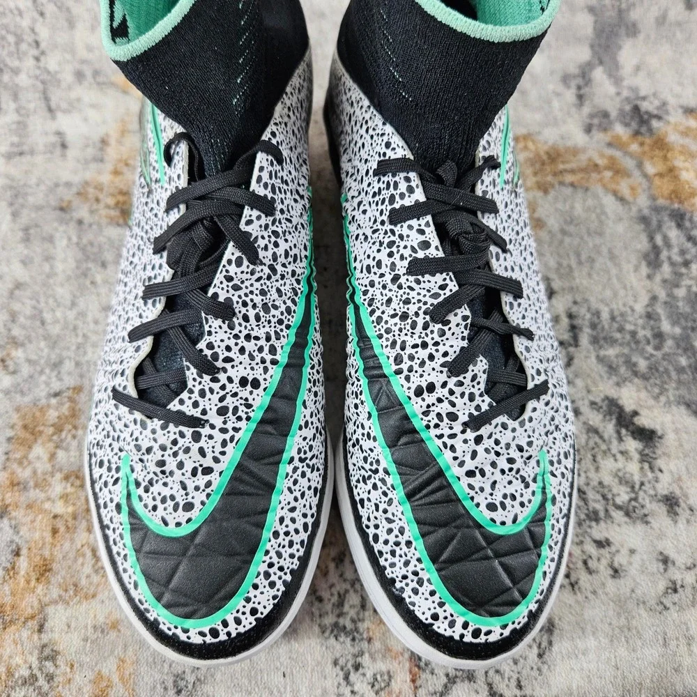 Nike good gently