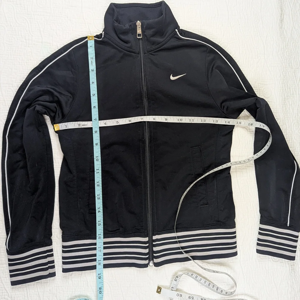 Nike girls warm