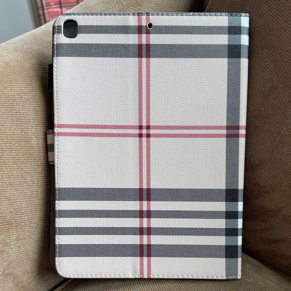no name stylish plaid