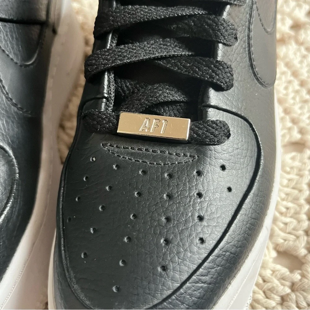 Nike questions leave