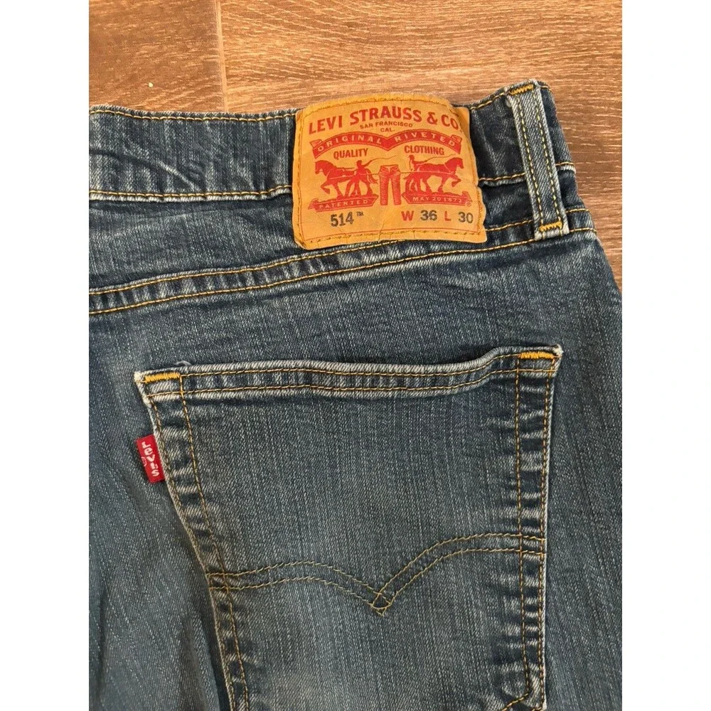 Levis medium denim so