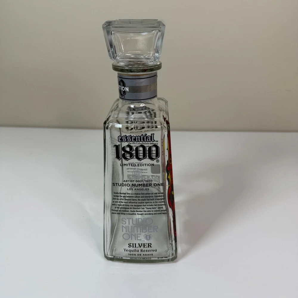 1800 Tequila excellent preowned