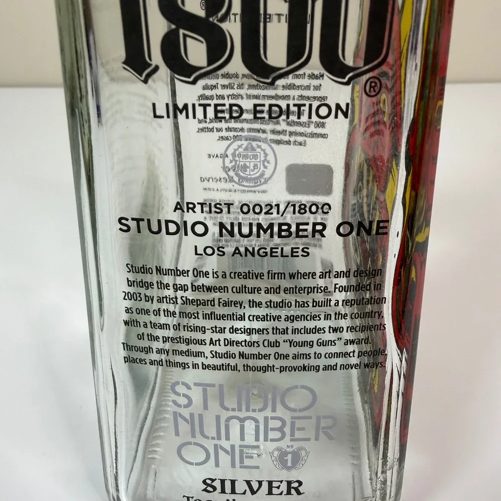 1800 Tequila excellent preowned